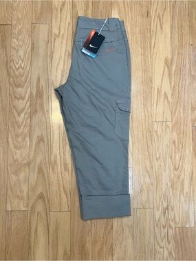 NWT Nike Golf Women’s Houndstooth Cropped Capri Cargo Pants